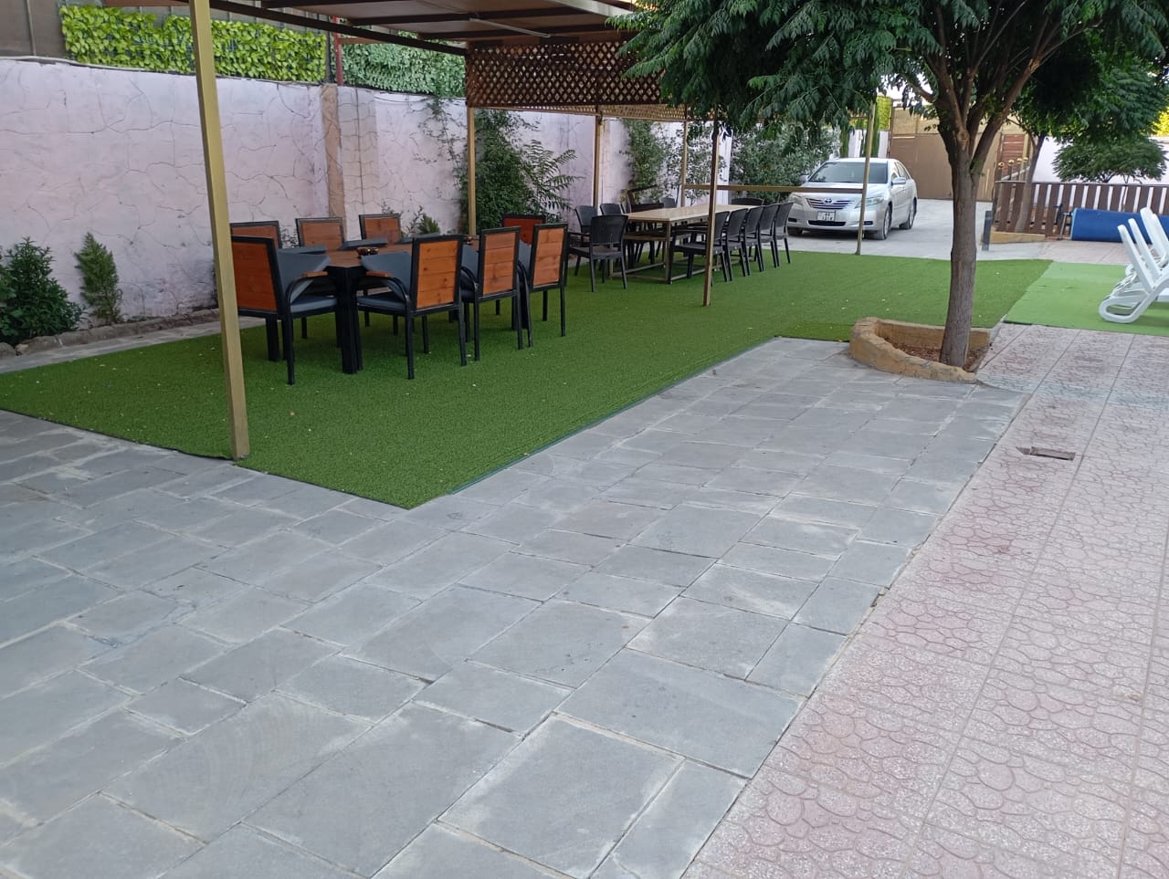 الجلسات الخارجية